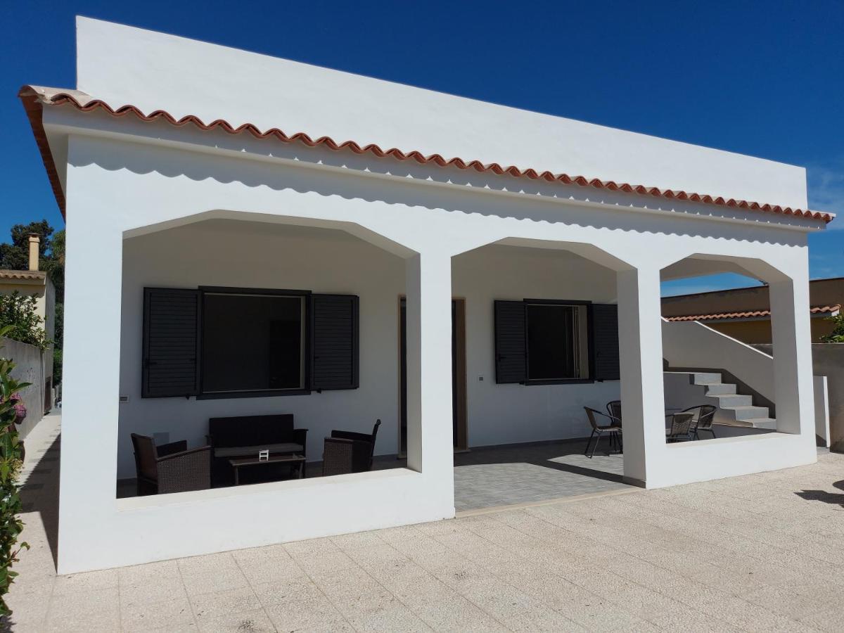 Casa Vacanze Caponegro Apartamento Avola Exterior foto